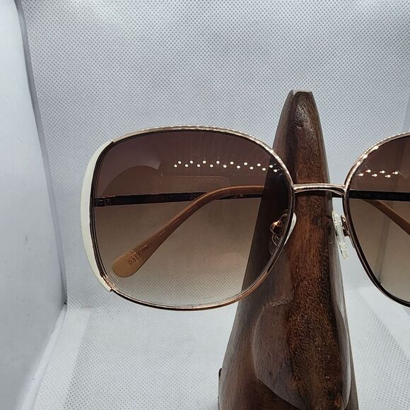 Kenneth Cole Reaction Gold & White Sunglasses - Picture 2 of 14
